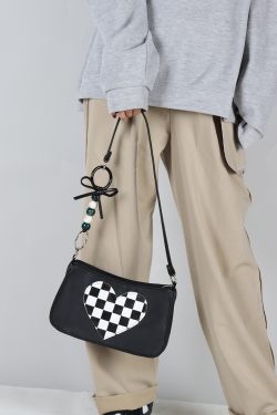 Checkered Heart-Shaped Crossbody Bag for Millennial Girls - Sweet Cool Design, 2023 Spring/Summer Style, High Quality