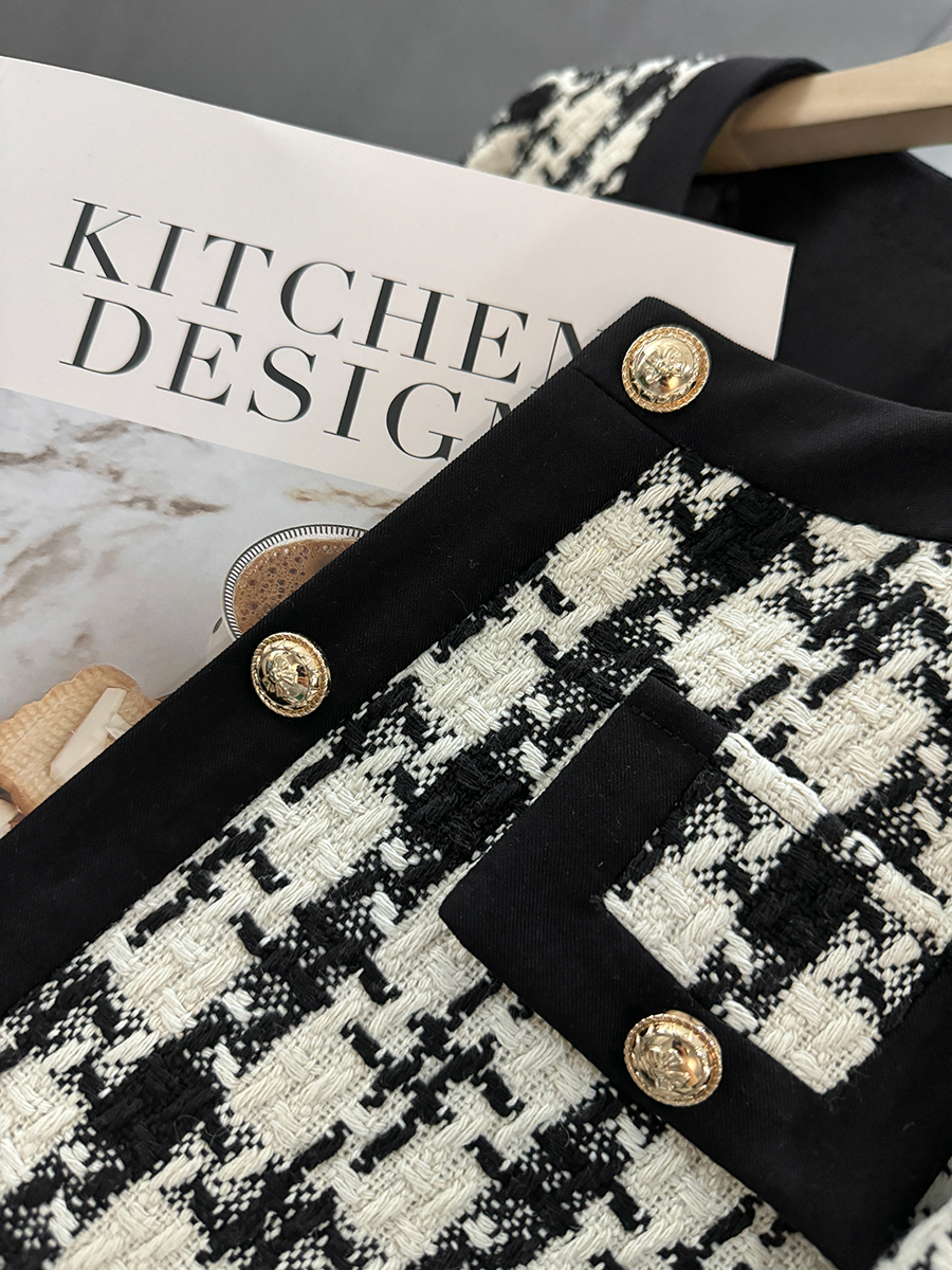 Chic Black and White Check Short Coat for Women - Stylish Blazer for Autumn and Winter 2024 Fashion Chic Black and White Check Short Coat for Women - Stylish Blazer for Autumn and Winter 2024 Fashion