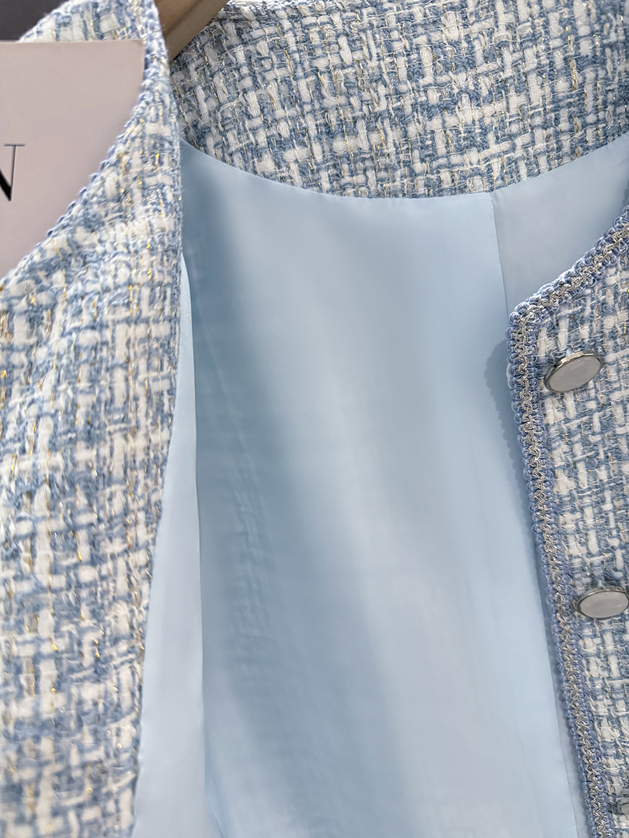 Chic Blue French-Style Short Jacket for Women – Trendy Spring Autumn Streetwear Top 2025 Chic Blue French-Style Short Jacket for Women – Trendy Spring Autumn Streetwear Top 2025