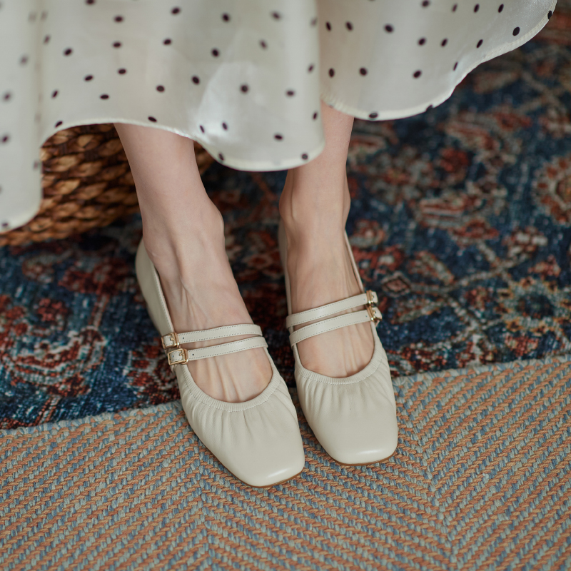 Chic Genuine Leather Mary Jane Shoes for Women - Mid-Heel Square Toe Flats - Stylish Summer Grandma Shoes Chic Genuine Leather Mary Jane Shoes for Women - Mid-Heel Square Toe Flats - Stylish Summer Grandma Shoes