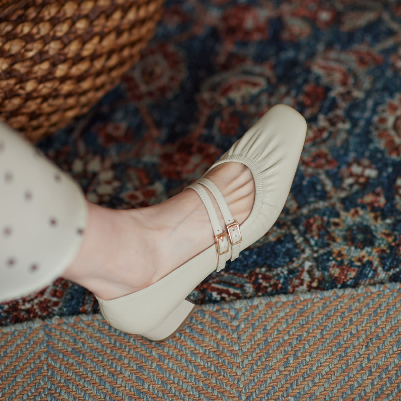 Chic Genuine Leather Mary Jane Shoes for Women - Mid-Heel Square Toe Flats - Stylish Summer Grandma Shoes Chic Genuine Leather Mary Jane Shoes for Women - Mid-Heel Square Toe Flats - Stylish Summer Grandma Shoes