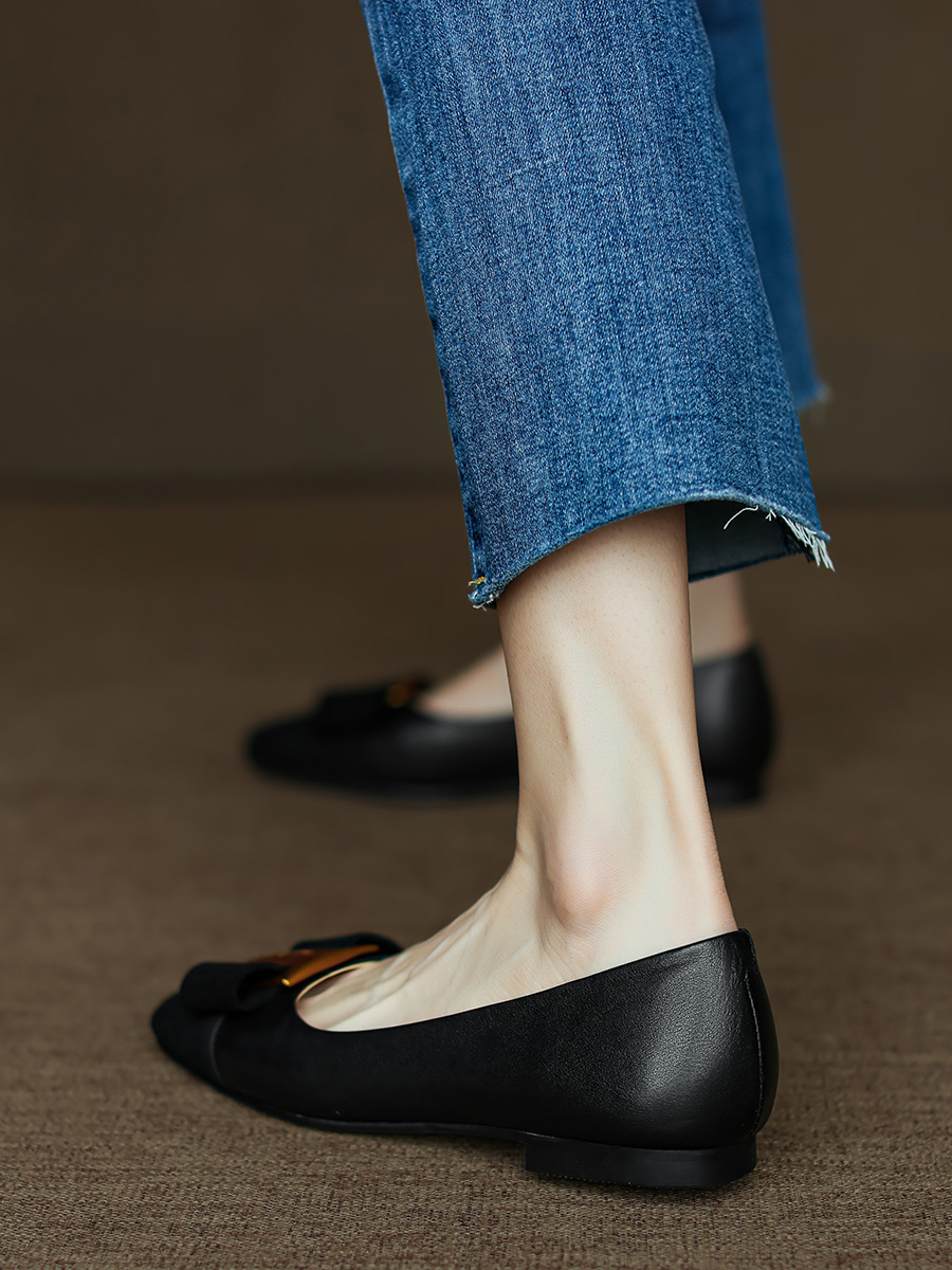 Chic Italian Color-Block Square-Toe Flats - Women's Shallow Mouth Shoes in Chanel Style, Perfect for Everyday Wear Chic Italian Color-Block Square-Toe Flats - Women's Shallow Mouth Shoes in Chanel Style, Perfect for Everyday Wear