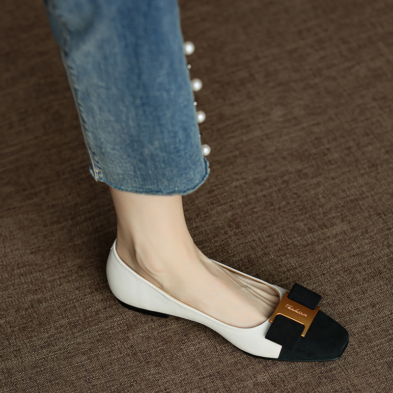 Chic Italian Color-Block Square-Toe Flats - Women's Shallow Mouth Shoes in Chanel Style, Perfect for Everyday Wear Chic Italian Color-Block Square-Toe Flats - Women's Shallow Mouth Shoes in Chanel Style, Perfect for Everyday Wear