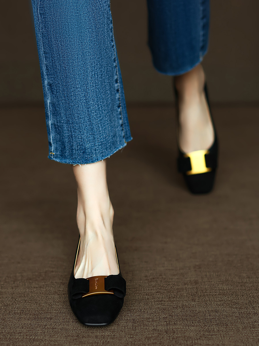 Chic Italian Color-Block Square-Toe Flats - Women's Shallow Mouth Shoes in Chanel Style, Perfect for Everyday Wear Chic Italian Color-Block Square-Toe Flats - Women's Shallow Mouth Shoes in Chanel Style, Perfect for Everyday Wear