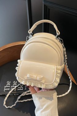 Chic Mini Cute Backpack Shoulder Bag for Women with Stylish Chain Detail and Elegant Lace Trim