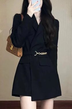 Chic Oversized Black Suit Jacket for Women - Loose Fit Casual Blazer for Spring and Autumn, Perfect for Petite Styles