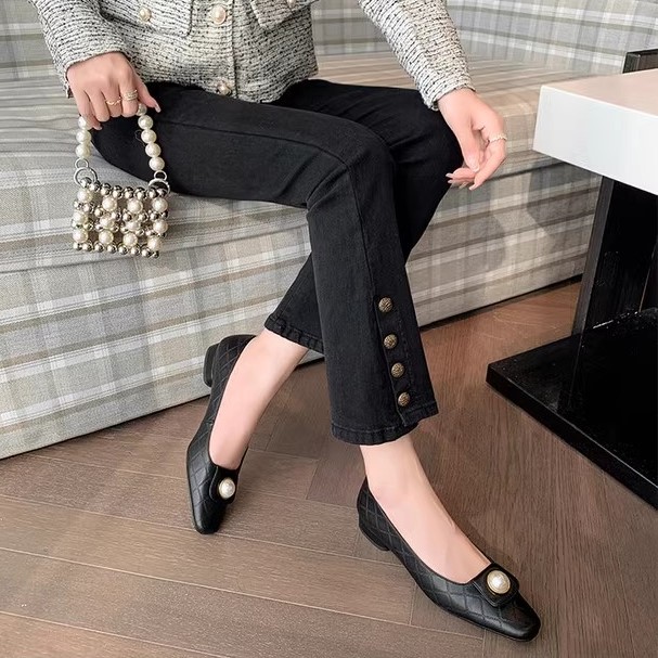 Chic Pearl Mom Shoes - Italian Flat Low-Heeled Shoes for Women, French Elegance, Chanel-Inspired, Trendy Fashion Footwear Chic Pearl Mom Shoes - Italian Flat Low-Heeled Shoes for Women, French Elegance, Chanel-Inspired, Trendy Fashion Footwear