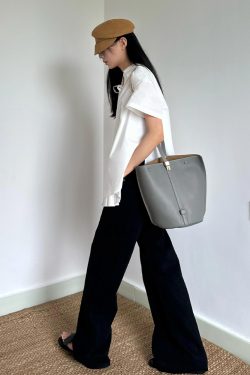 Chic Retro Hong Kong Style V-Neck Tie Design Short Sleeve Top for Women - Loose Casual White Summer Shirt