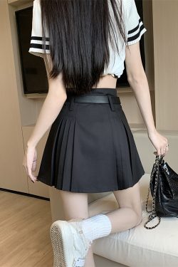 Chic White Plus Size High-Waisted Pleated Half Skirt for Women, Summer A-Line College Style Short Skirt
