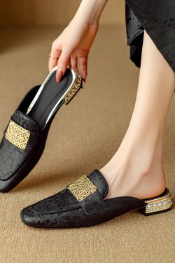 Chinese-Style Closed-Toe Flat Mules in Genuine Leather - Italian Corso Venezia Inspired Lazy Cool Slippers for Effortless Chic