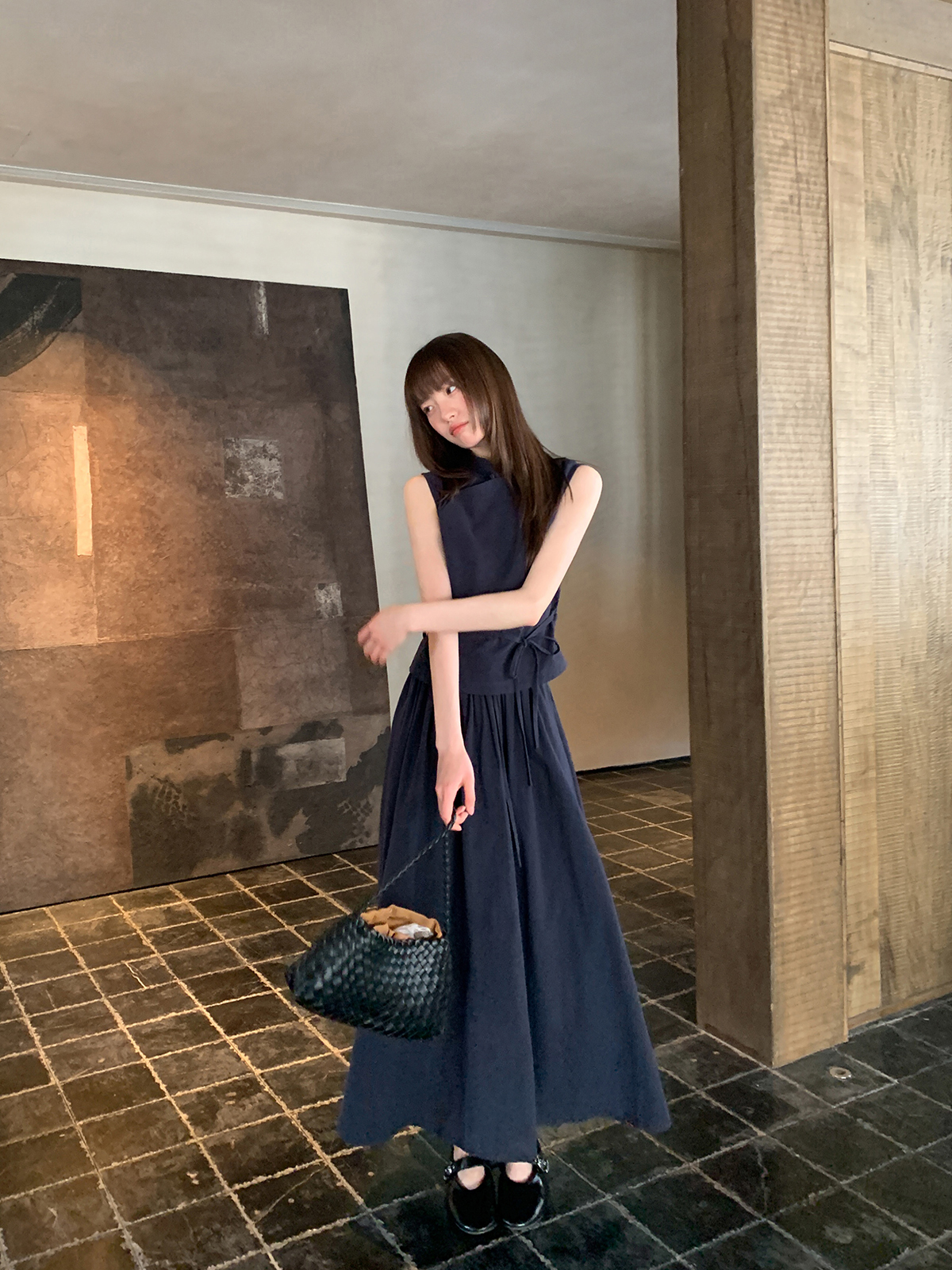 Chinese-Style Stand-Collar Vest and Half-Skirt Set for Women - Summer High-End Slimming Two-Piece Outfit Chinese-Style Stand-Collar Vest and Half-Skirt Set for Women - Summer High-End Slimming Two-Piece Outfit