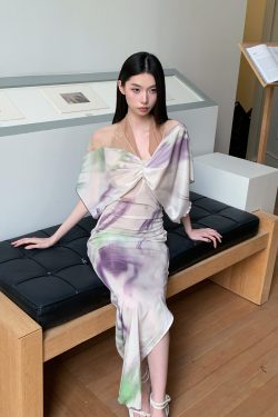 Chinese-Style Vacation Dress with Chest Pads - Flowing Kite Shadow Design, Deconstructed Aesthetic for Effortless Summer Style
