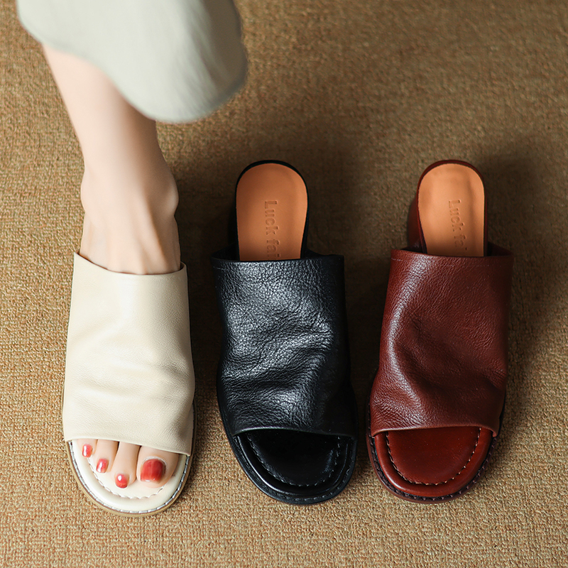 Chunky Heel Half Mules Sandals for Summer - Pure Leather One-Strap Cool Mules - Stylish Italian Summer Footwear Chunky Heel Half Mules Sandals for Summer - Pure Leather One-Strap Cool Mules - Stylish Italian Summer Footwear