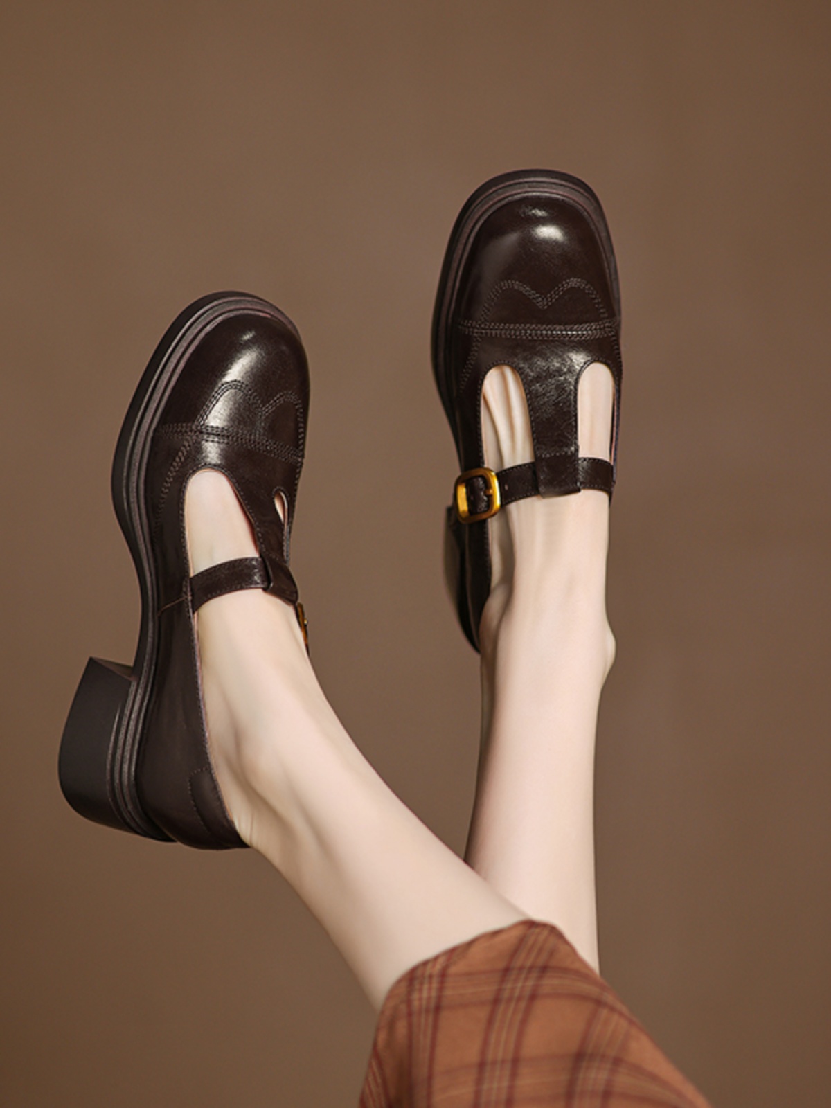 Chunky Heel T-Strap Loafers for Women - Mid-Heel Round Toe Hollow-Out Leather Shoes, 2025 Trendy Fashion Footwear Chunky Heel T-Strap Loafers for Women - Mid-Heel Round Toe Hollow-Out Leather Shoes, 2025 Trendy Fashion Footwear