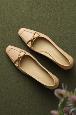 Chunky High Heels for Women - Retro French Literary Style Genuine Leather Two-Way Wear with Metal Buckle