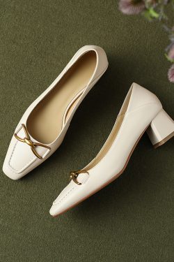 Chunky High Heels for Women - Retro French Literary Style Genuine Leather Two-Way Wear with Metal Buckle