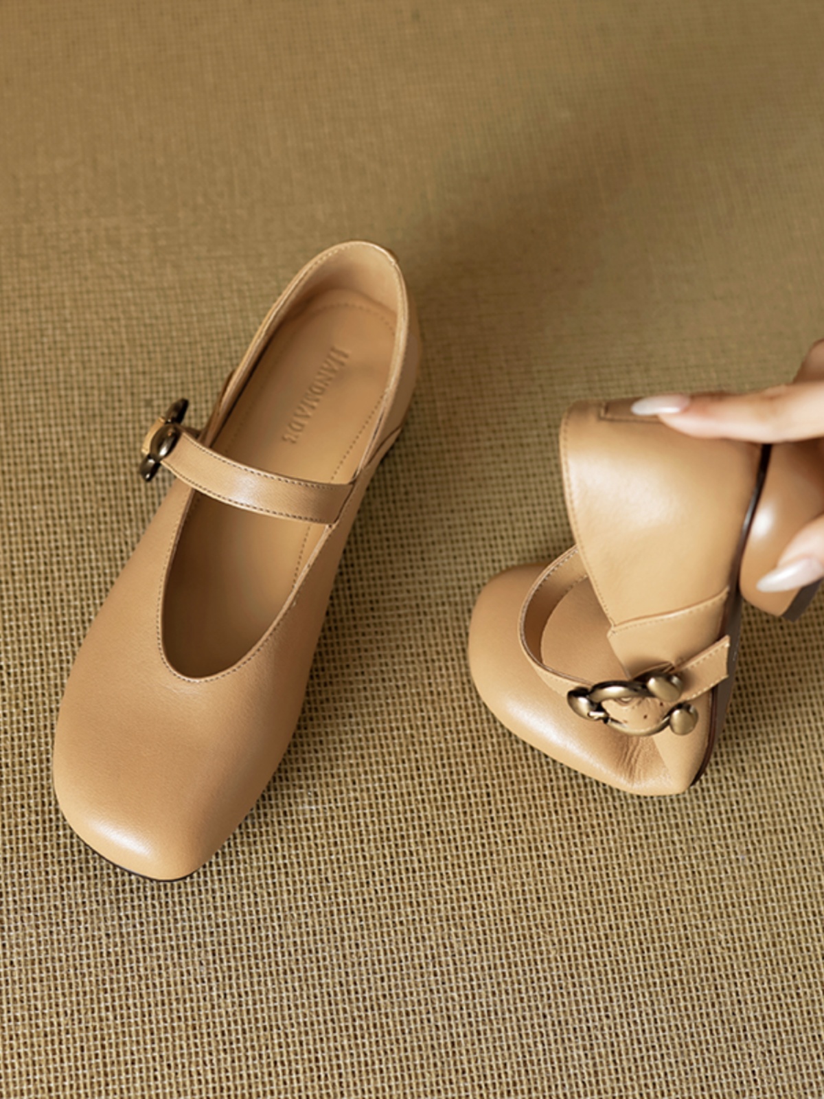 Chunky Mid-Heel Mary Jane Shoes for Women - Sheepskin Round Toe Flats in Forest Green - Spring Summer 2025 Fashion Chunky Mid-Heel Mary Jane Shoes for Women - Sheepskin Round Toe Flats in Forest Green - Spring Summer 2025 Fashion