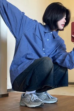 Classic Blue Check Long-Sleeve Shirt for Men - Flattering Fit, Loose Casual Style, Perfect for Couples, 90s Inspired Fashion