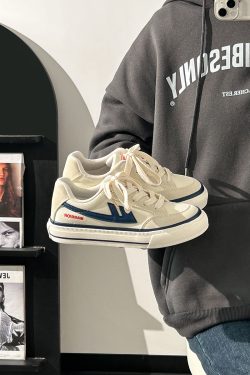 Classic Retro Thick-Soled Canvas Shoes for Women - Versatile Unisex Spring Footwear in White