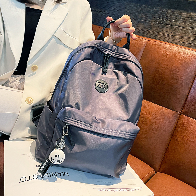 Classic Women's Oxford Cloth Water-Resistant Backpack - Lightweight Casual Travel Bag, Versatile Style for Everyday Use Classic Women's Oxford Cloth Water-Resistant Backpack - Lightweight Casual Travel Bag, Versatile Style for Everyday Use