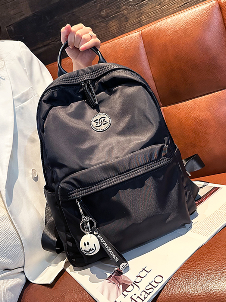 Classic Women's Oxford Cloth Water-Resistant Backpack - Lightweight Casual Travel Bag, Versatile Style for Everyday Use Classic Women's Oxford Cloth Water-Resistant Backpack - Lightweight Casual Travel Bag, Versatile Style for Everyday Use