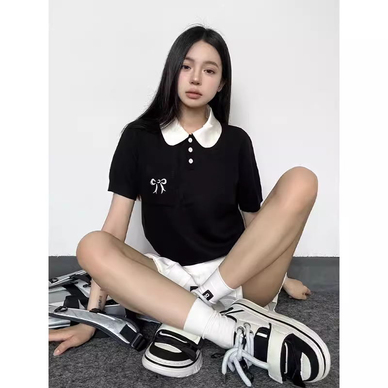 College Style Color-Blocking Short-Sleeve Women's Cropped T-Shirt with Bow Tie and Doll Collar, Slim-Fit, Summer Fashion College Style Color-Blocking Short-Sleeve Women's Cropped T-Shirt with Bow Tie and Doll Collar, Slim-Fit, Summer Fashion