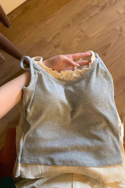 Color-Block Fake Two-Piece Vest for Women with Chest Pads, Summer Ruffled Edge Slim-Fit Camisole Top, Sweet Casual Style