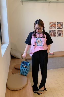 Color-Block Short Sleeve T-Shirt for Women with Shoulder Pads - Stylish Summer 2025 Blouse, Age-Reducing, Trendy Fashion Top