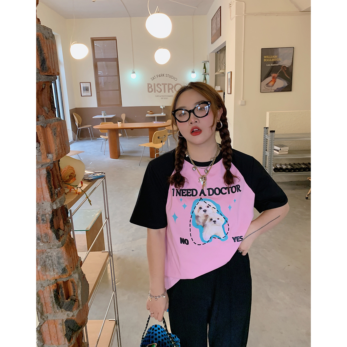 Color-Block Short Sleeve T-Shirt for Women with Shoulder Pads - Stylish Summer 2025 Blouse, Age-Reducing, Trendy Fashion Top Color-Block Short Sleeve T-Shirt for Women with Shoulder Pads - Stylish Summer 2025 Blouse, Age-Reducing, Trendy Fashion Top