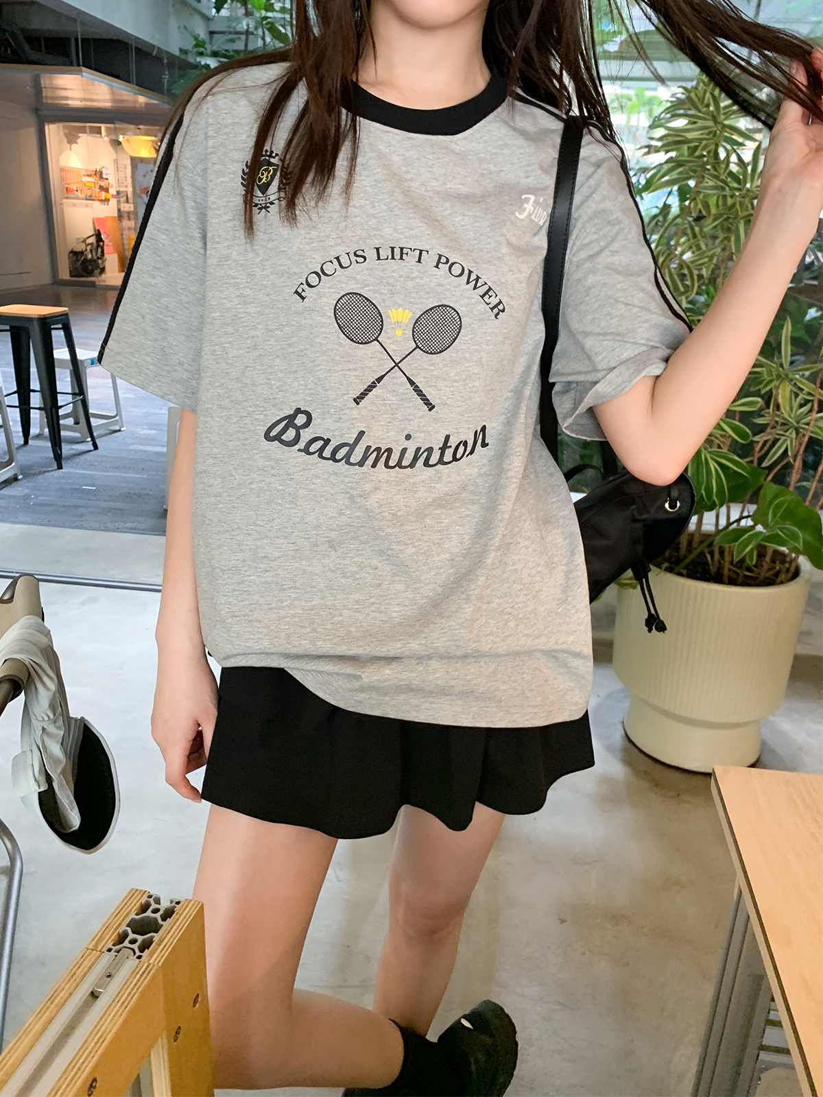 Color-Block Woven Strap Sports T-Shirt for Women - American Style Summer Top, Loose Fit, Slimming Design, Trendy Casual Wear Color-Block Woven Strap Sports T-Shirt for Women - American Style Summer Top, Loose Fit, Slimming Design, Trendy Casual Wear