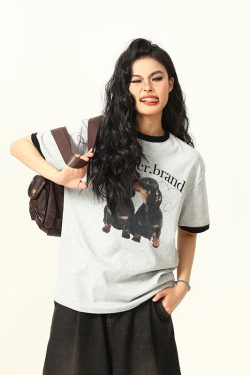 Color-Blocked American Retro Short Sleeve T-Shirt for Women - Trendy Summer Top for Small Dogs - Casual Fashion