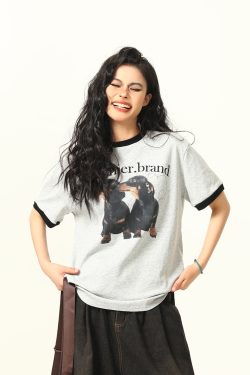 Color-Blocked American Retro Short Sleeve T-Shirt for Women - Trendy Summer Top for Small Dogs - Casual Fashion