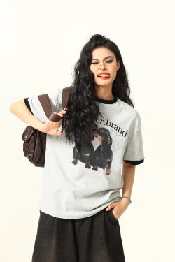 Color-Blocked American Retro Short Sleeve T-Shirt for Women - Trendy Summer Top for Small Dogs - Casual Fashion