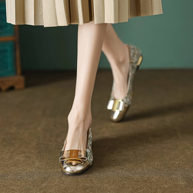 Color-Blocked Bow Flat Shoes for Women - Italian Style, Versatile French Fashion, Shallow Mouth Design, Chic & Elegant Footwear Color-Blocked Bow Flat Shoes for Women - Italian Style, Versatile French Fashion, Shallow Mouth Design, Chic & Elegant Footwear