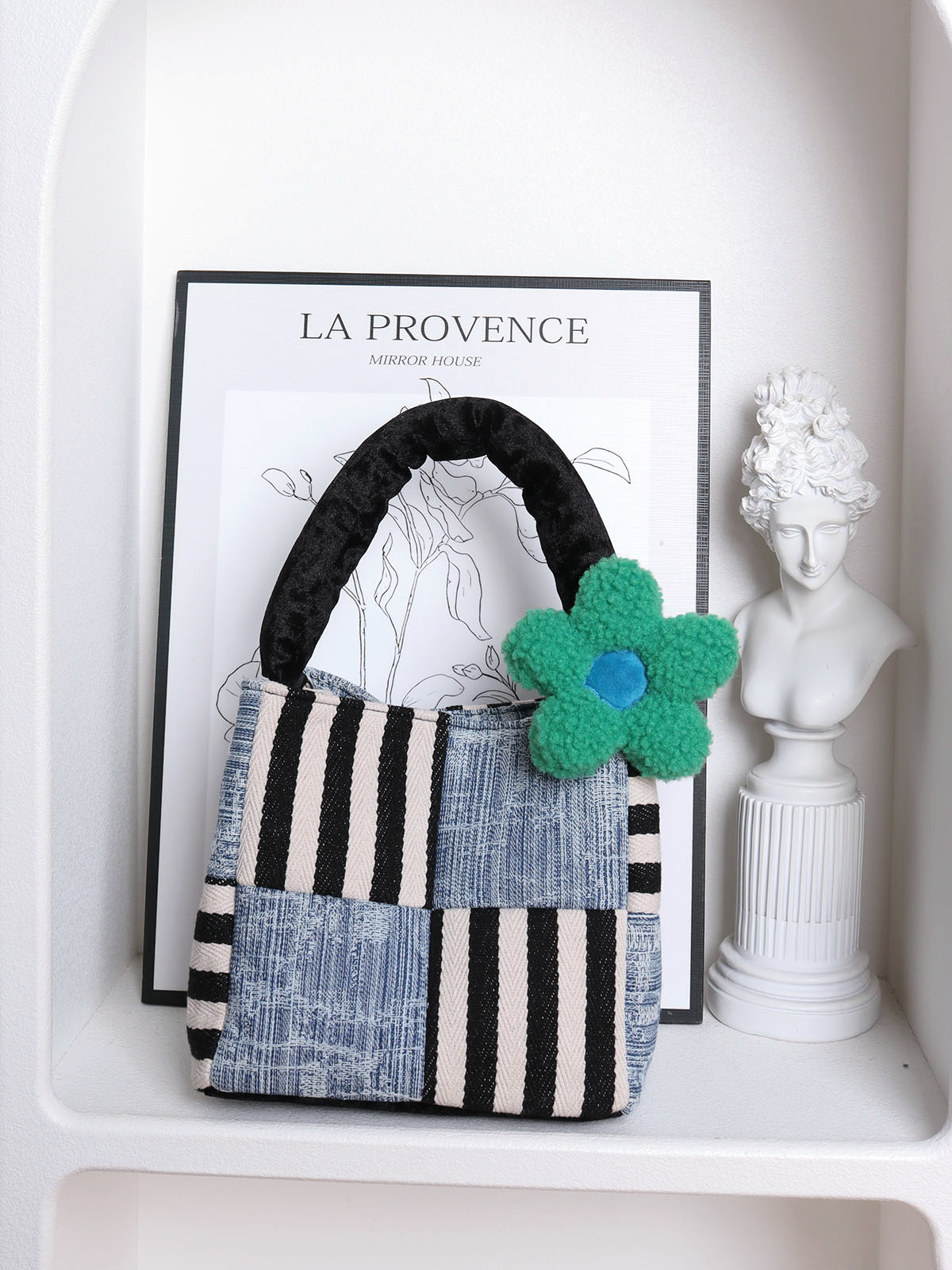 Color-Blocked Floral Handbag - Patchwork Denim Tote Bag, Large Capacity Crossbody Bucket Bag for Autumn/Winter Fashion Color-Blocked Floral Handbag - Patchwork Denim Tote Bag, Large Capacity Crossbody Bucket Bag for Autumn/Winter Fashion