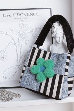 Color-Blocked Floral Handbag - Patchwork Denim Tote Bag, Large Capacity Crossbody Bucket Bag for Autumn/Winter Fashion