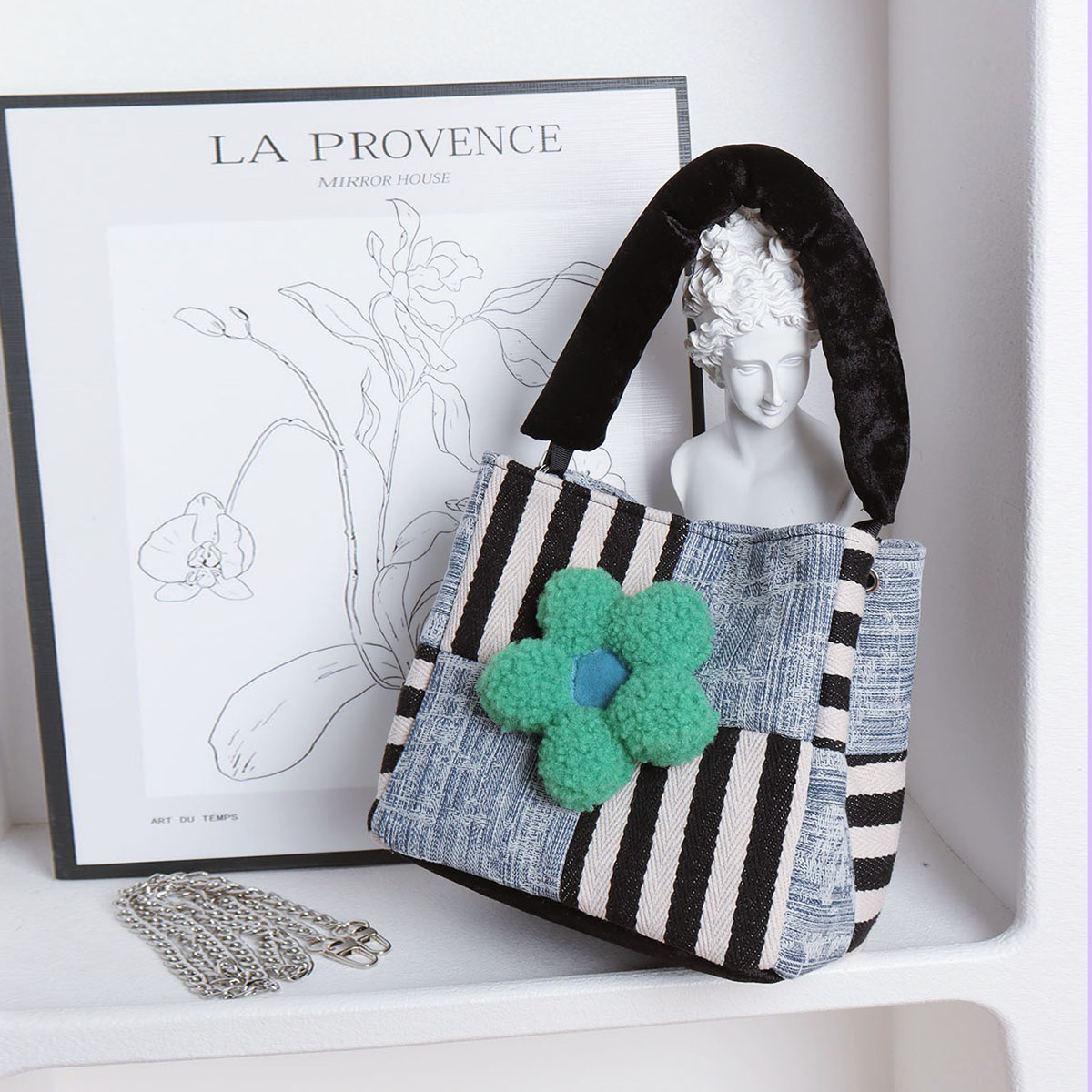 Color-Blocked Floral Handbag - Patchwork Denim Tote Bag, Large Capacity Crossbody Bucket Bag for Autumn/Winter Fashion Color-Blocked Floral Handbag - Patchwork Denim Tote Bag, Large Capacity Crossbody Bucket Bag for Autumn/Winter Fashion