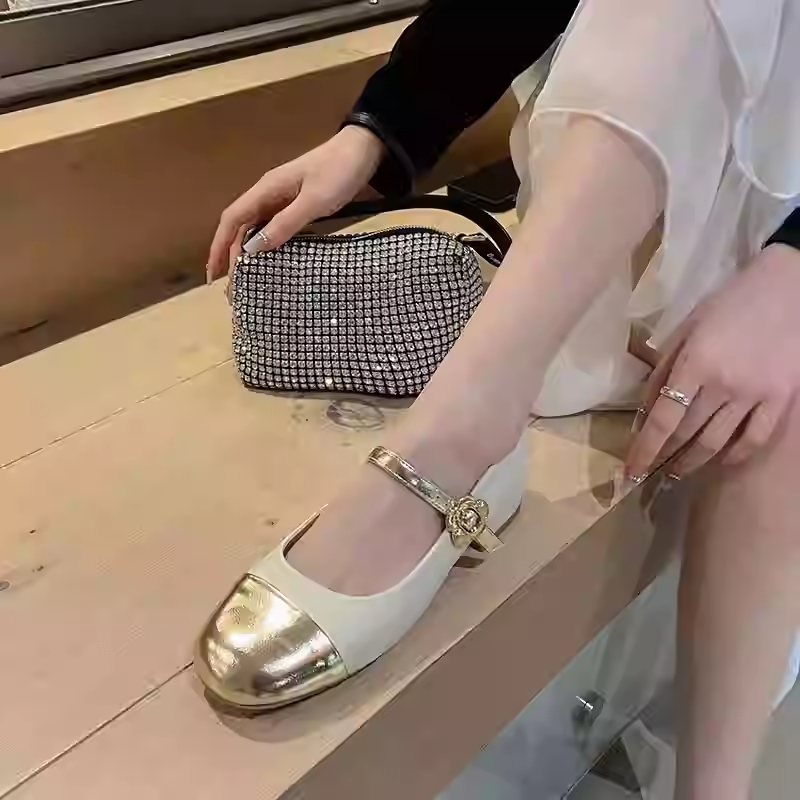 Color-Blocked Genuine Leather Mary Jane Shoes for Women - Mid-Heel Chunky Flats for Spring & Summer Fashion Color-Blocked Genuine Leather Mary Jane Shoes for Women - Mid-Heel Chunky Flats for Spring & Summer Fashion