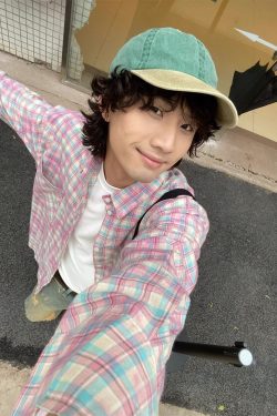 Color-Blocked Patchwork Plaid Long Sleeve Shirt Jacket for Men and Women - Retro Loose Casual Checkered Top for Spring, Summer, Autumn