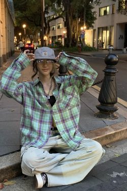 Color-Blocked Plaid Long Sleeve Shirt Jacket for Men and Women - Retro Loose-Fit, Versatile Spring Autumn Top with Pockets