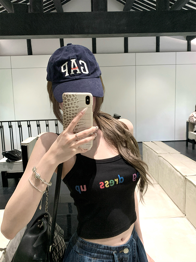 Color-Blocked Printed Sleeveless Crop Top for Women - Fun Summer Casual Style, Pure Desire, Trendy Summer Fashion Color-Blocked Printed Sleeveless Crop Top for Women - Fun Summer Casual Style, Pure Desire, Trendy Summer Fashion