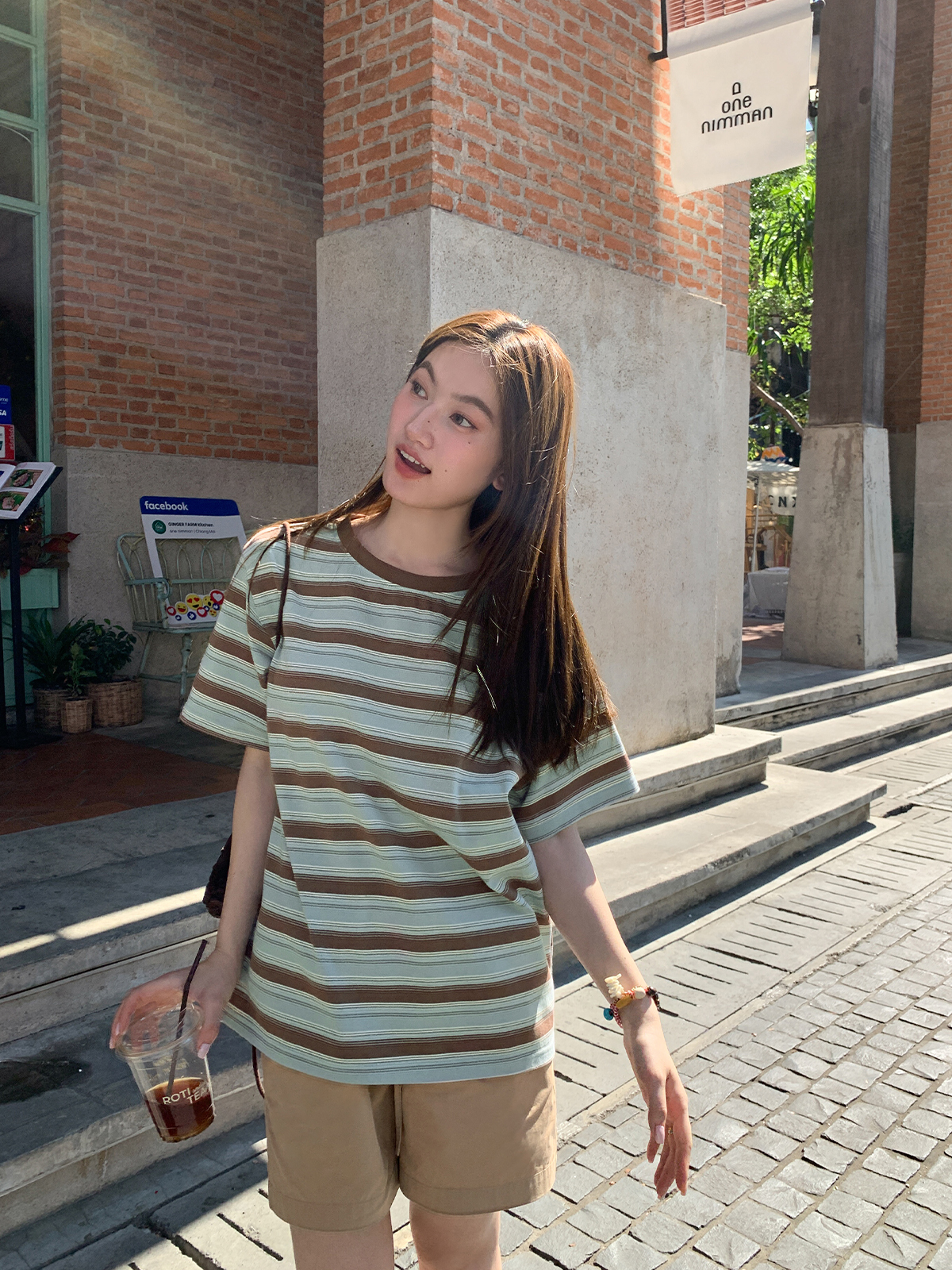Color-Blocked Striped Short-Sleeve T-Shirt for Women – Loose Slimming Round Neck Top in Petite Sizes, Spring Summer 2025 Fashion Color-Blocked Striped Short-Sleeve T-Shirt for Women – Loose Slimming Round Neck Top in Petite Sizes, Spring Summer 2025 Fashion