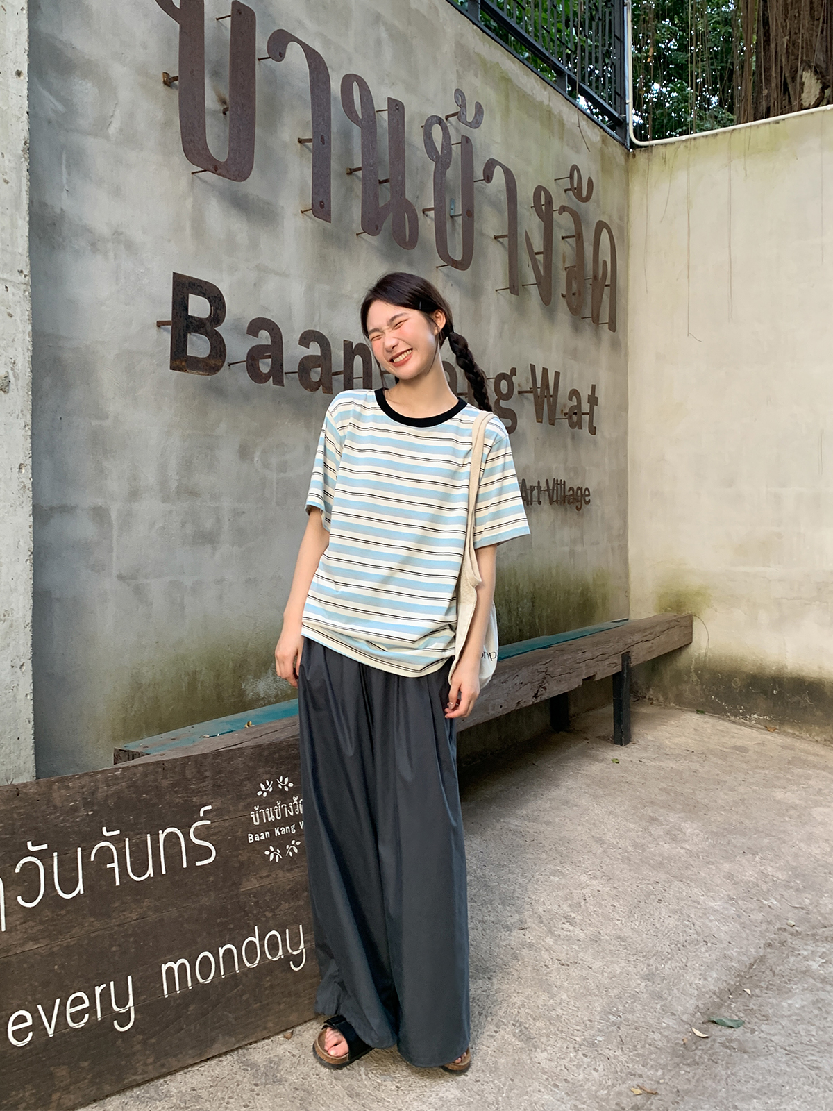 Color-Blocked Striped Short-Sleeve T-Shirt for Women – Loose Slimming Round Neck Top in Petite Sizes, Spring Summer 2025 Fashion Color-Blocked Striped Short-Sleeve T-Shirt for Women – Loose Slimming Round Neck Top in Petite Sizes, Spring Summer 2025 Fashion