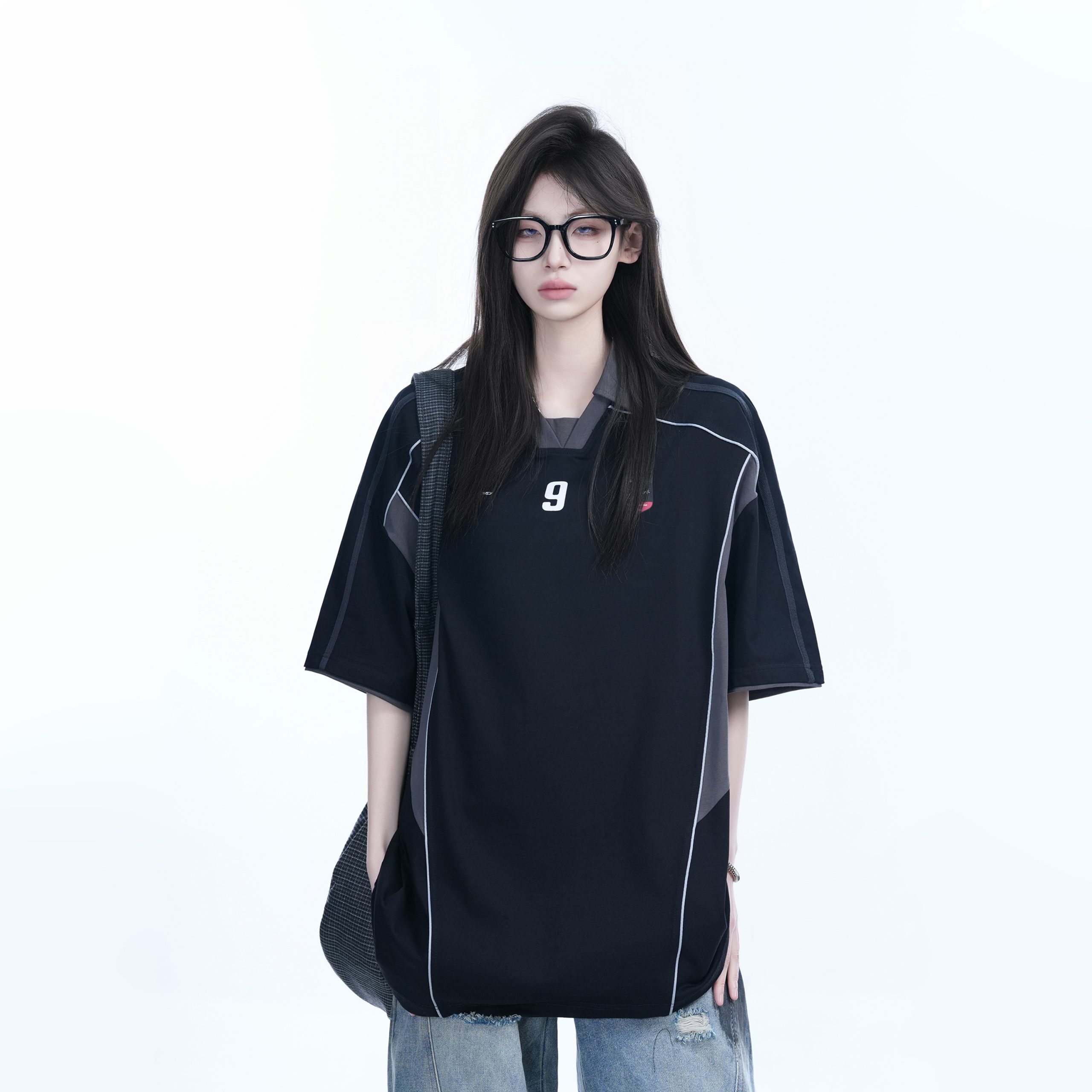 Color-Blocking Oversized Short-Sleeve T-Shirt for Women - Retro American Style, Summer Loose Fit, Trendy Mountain Graphic Design Color-Blocking Oversized Short-Sleeve T-Shirt for Women - Retro American Style, Summer Loose Fit, Trendy Mountain Graphic Design