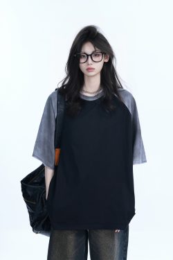 Color-Blocking Raglan T-Shirt for Women - Oversized Loose Fit Short Sleeve Tee with American Sports Style, Casual Trendy Look