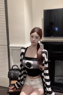 Color-Blocking Strapless Top for Women - Slim Fit, Trendy Summer Fashion, Perfect for Y2K and Casual Outings