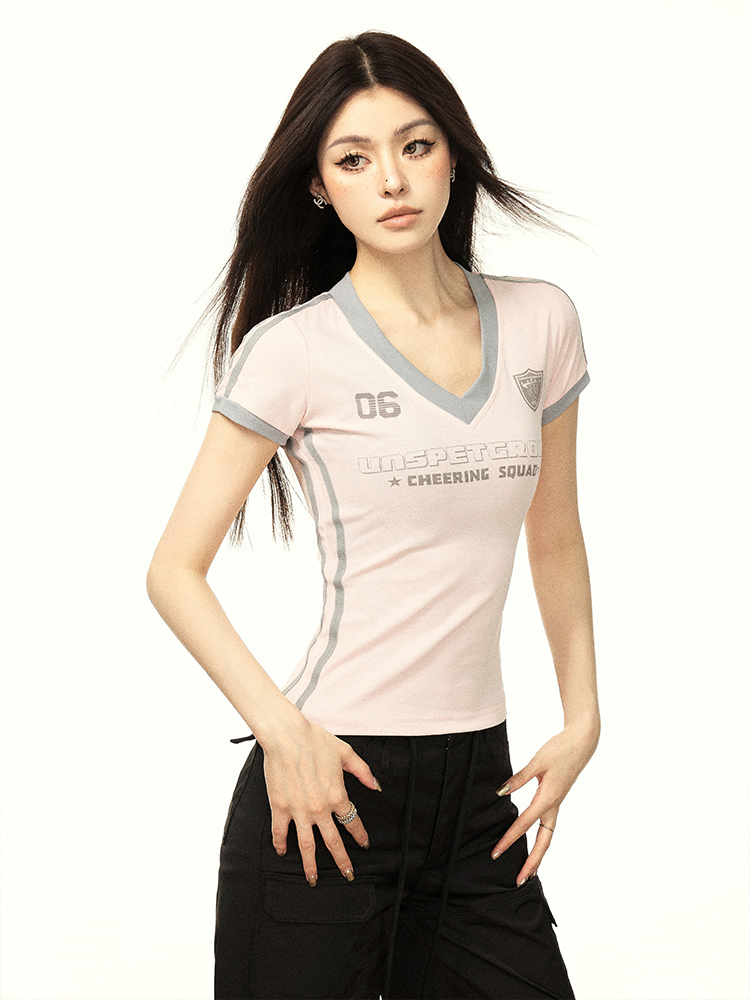 Color-Blocking Striped V-Neck T-Shirt for Women - Summer Slim-Fit Top with Shoulder Seams, American Style, Casual Fashion Color-Blocking Striped V-Neck T-Shirt for Women - Summer Slim-Fit Top with Shoulder Seams, American Style, Casual Fashion