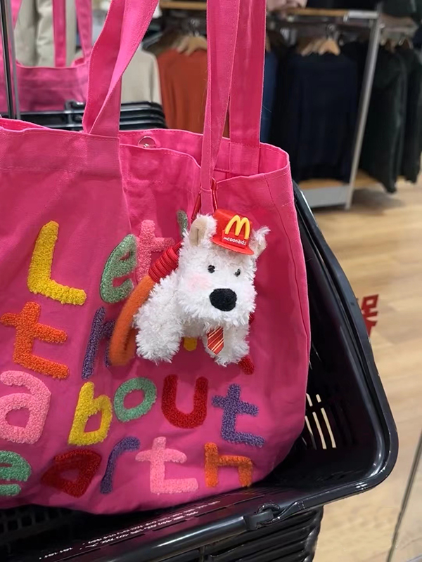 Colorful Letter Canvas Tote Bag - Cute Large-Capacity Shoulder Bag in Dragon Fruit Color for Trendy Early Morning Commuting Colorful Letter Canvas Tote Bag - Cute Large-Capacity Shoulder Bag in Dragon Fruit Color for Trendy Early Morning Commuting