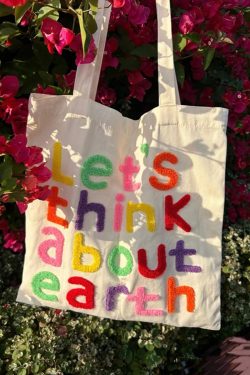 Colorful Letter Canvas Tote Bag - Cute Large-Capacity Shoulder Bag in Dragon Fruit Color for Trendy Early Morning Commuting