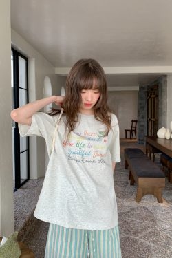 Colorful Letter Print Short Sleeve T-Shirt for Women - Summer Loose Slimming Top, Trendy Niche Design, Casual Streetwear Fashion